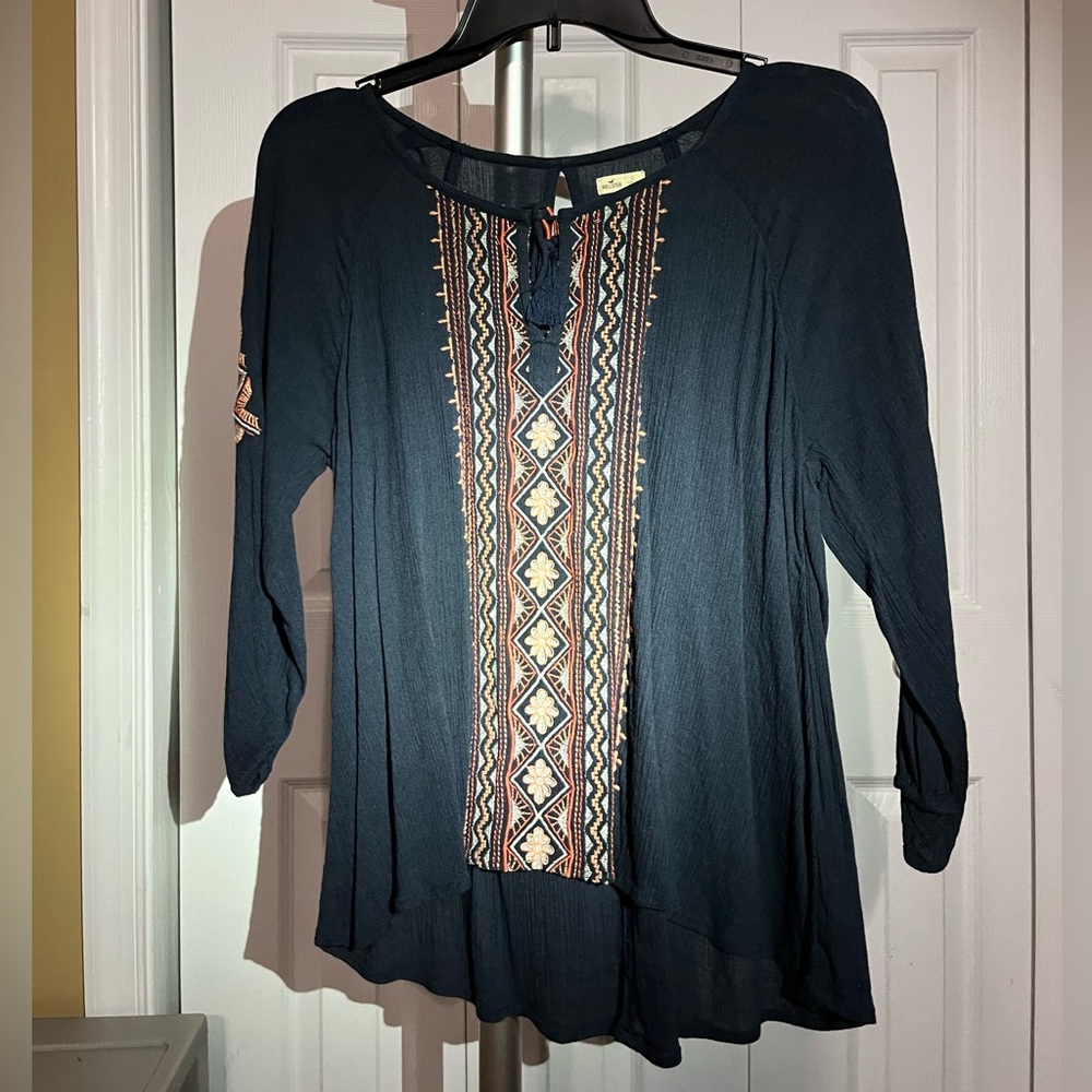 Women’s Navy Blue Top with Pattern